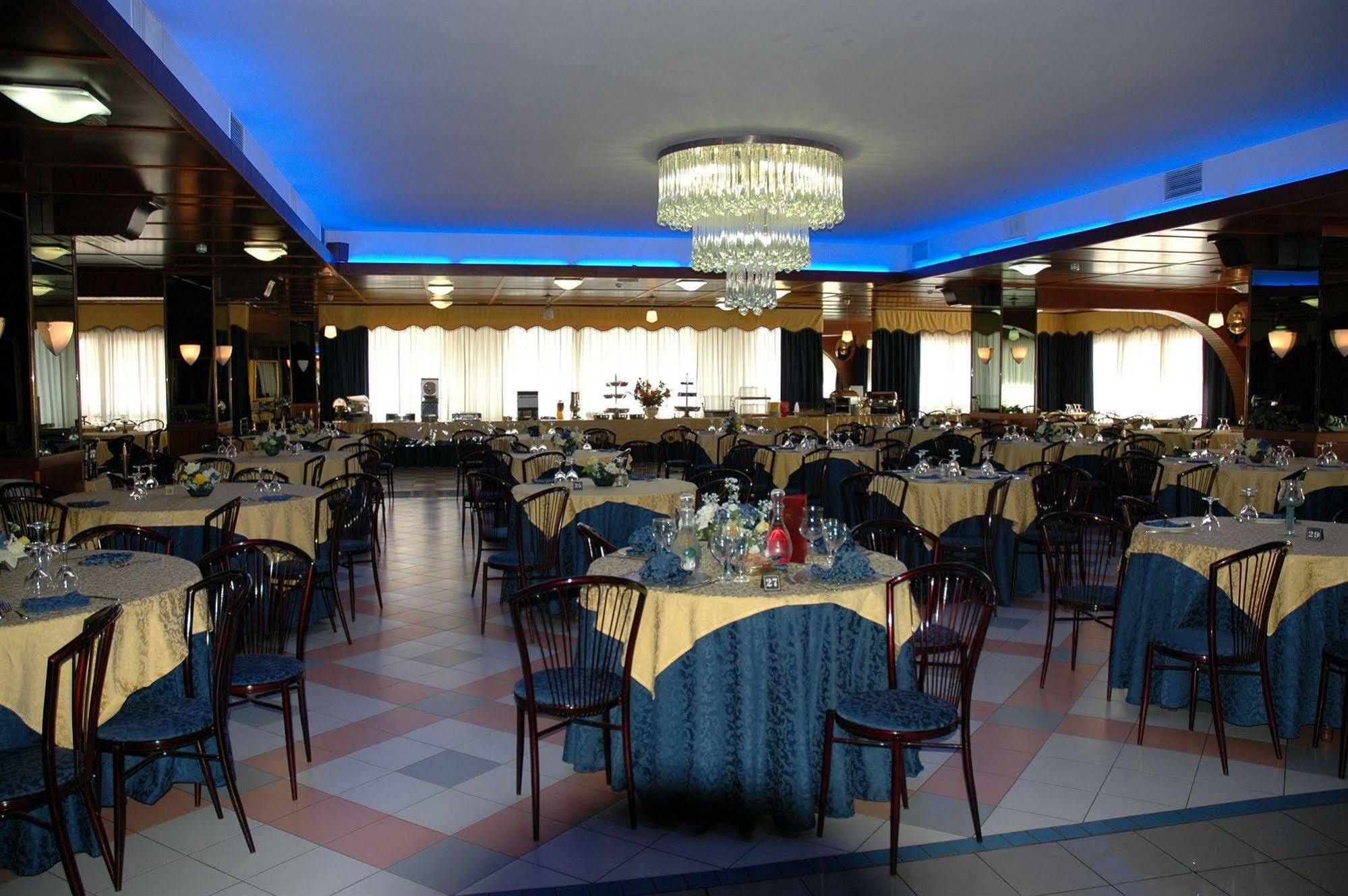 Grand Hotel Dei Cesari Dependance Anzio Extérieur photo